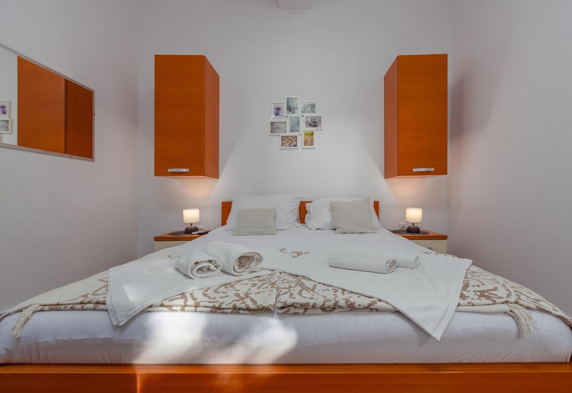 Apartments By The Sea Stara Novalja, Pag - 9710 Kamer foto